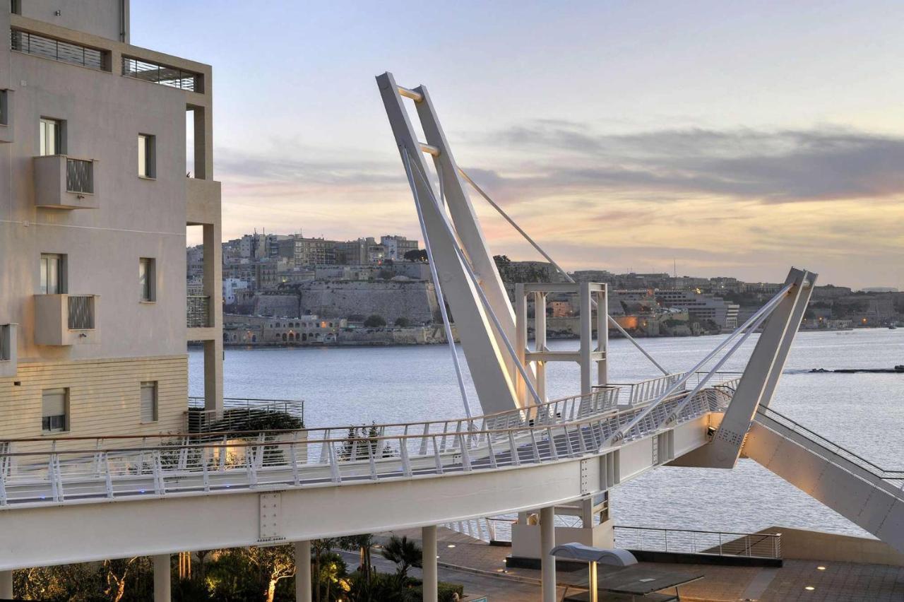 Luxury Apartment With Valletta And Harbour Views Sliema Exterior foto