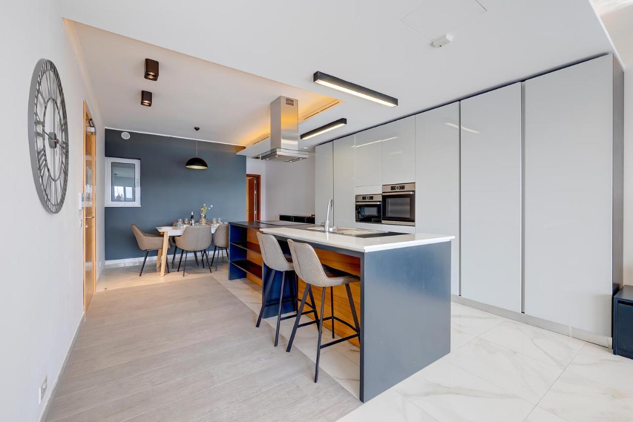 Luxury Apartment With Valletta And Harbour Views Sliema Exterior foto