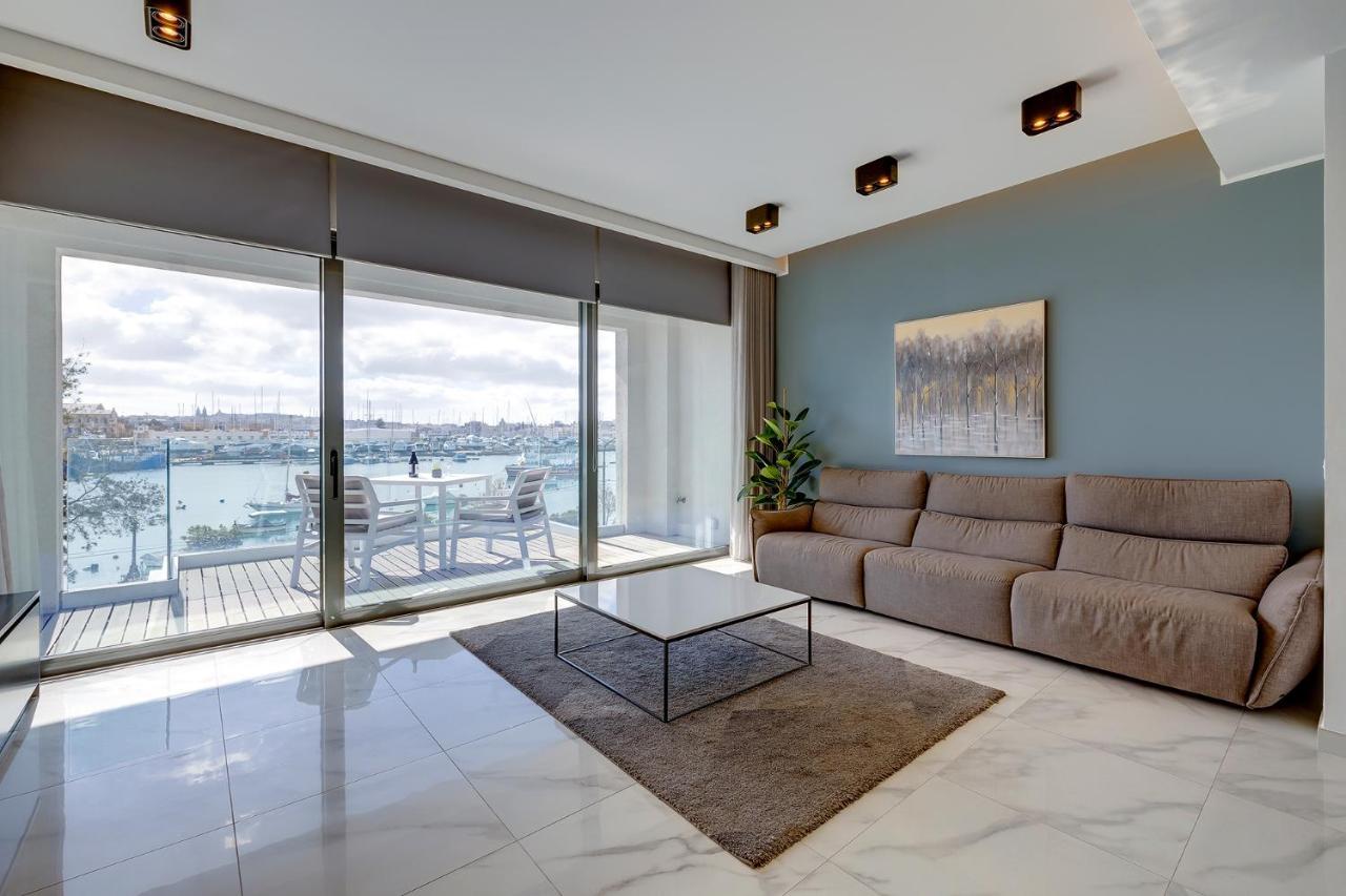 Luxury Apartment With Valletta And Harbour Views Sliema Exterior foto
