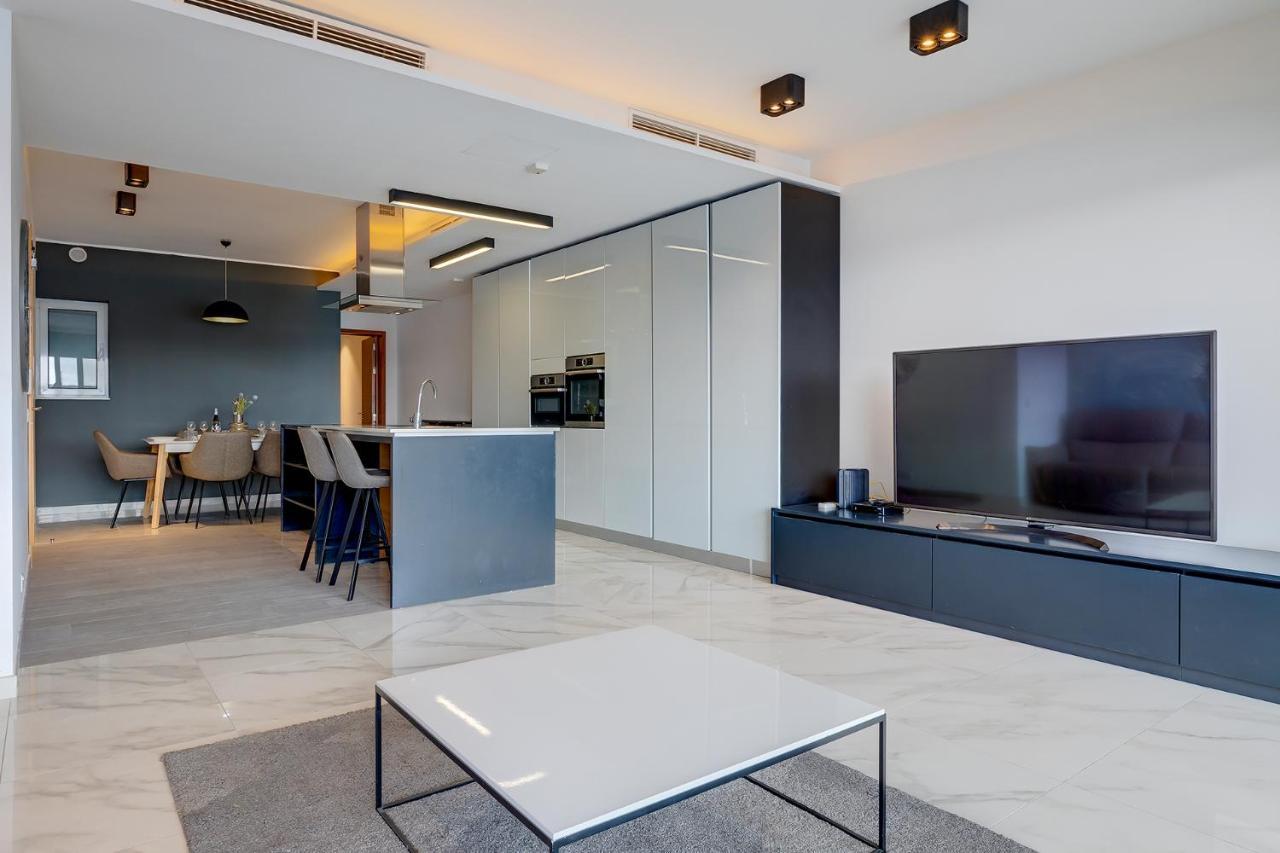 Luxury Apartment With Valletta And Harbour Views Sliema Exterior foto